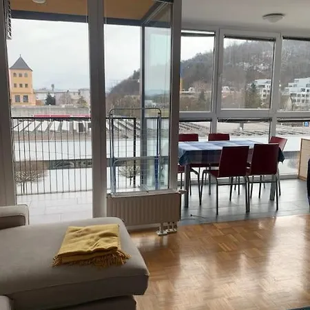 Spacious Center Apartment Ljubljana